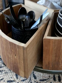 Chic Antique Regale-Display auf Rädern mit 3 Regalen und 3 Holzkisten