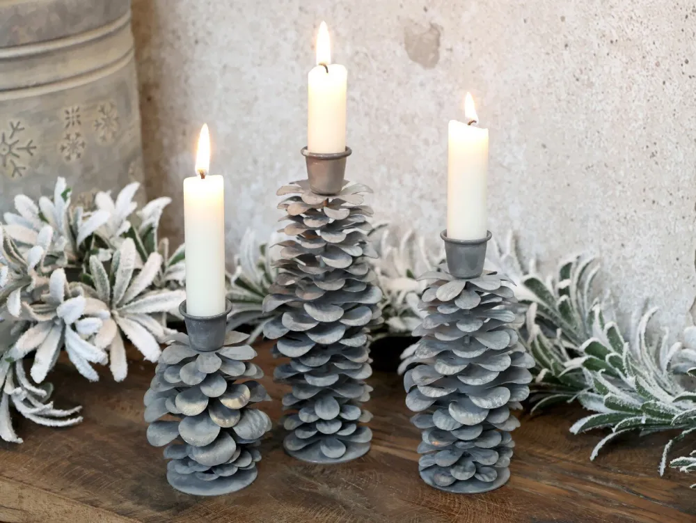 Chic Antique Weihnachtsdeko-Kerzenständer Zapfen