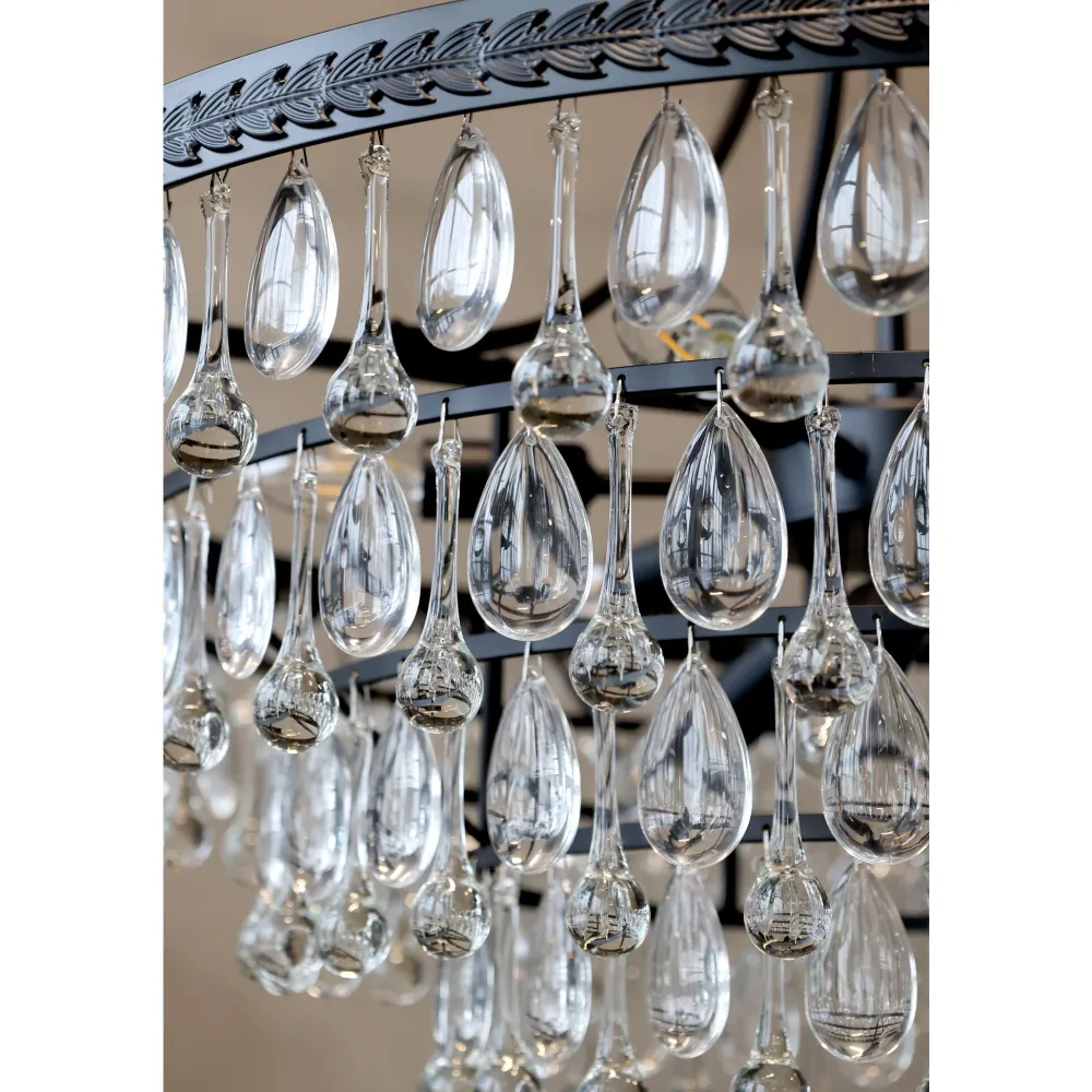 Chic Antique Kronleuchter-Versailles Kronleuchter mit tropfenformigen Glasprismen