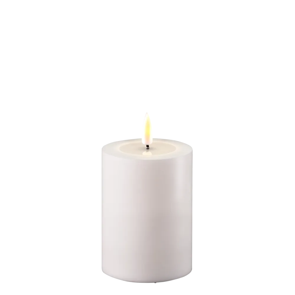 Deluxe Homeart Gartendekoration-LED Real Flame Outdoor Stumpenkerze weiß