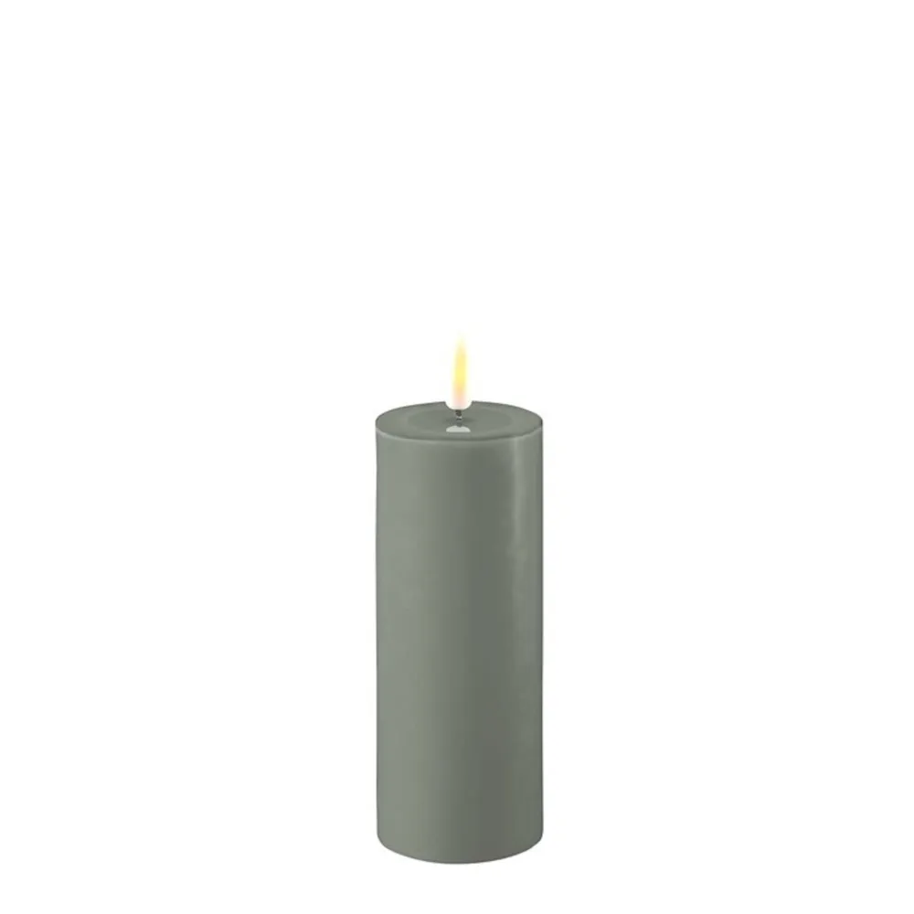 Deluxe Homeart Led-Kerzen & Led-Laternen|Kerzen-LED Stumpenkerze Real Flame salbei green