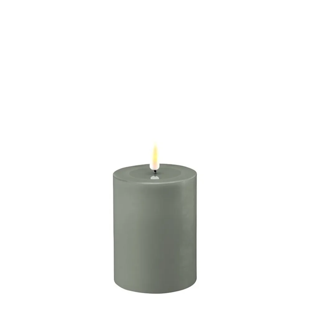 Deluxe Homeart Led-Kerzen & Led-Laternen|Kerzen-LED Stumpenkerze Real Flame salbei green